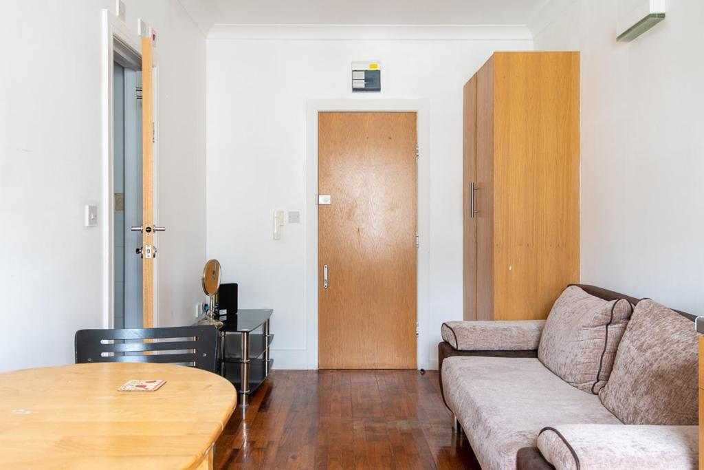 London Central Studio 外观 照片